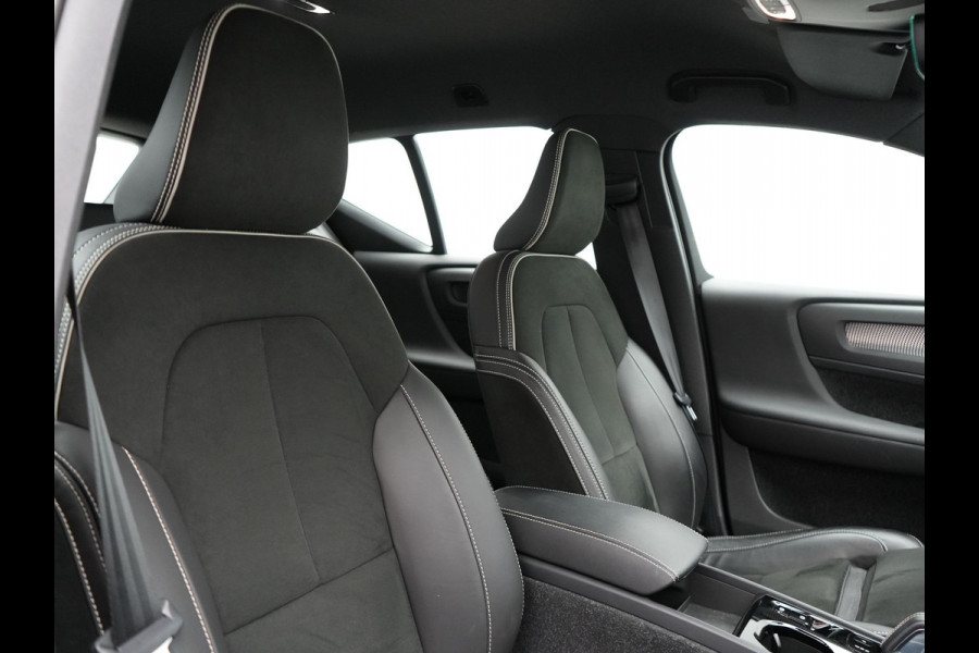 Volvo XC40 T4 Recharge R-Design Plug in Hybrid | PHEV | Camera | Carplay | LED | Alcantara Sportstoelen Verwarmd | Stuurwielverwarming | 19'' L.M. |