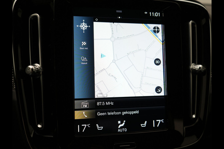 Volvo XC40 T4 Recharge R-Design Plug in Hybrid | PHEV | Camera | Carplay | LED | Alcantara Sportstoelen Verwarmd | Stuurwielverwarming | 19'' L.M. |
