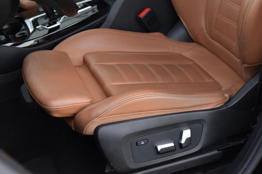 BMW X3 xDrive30i High Executive Xdrive Elekstoelen Stuurvw Camera