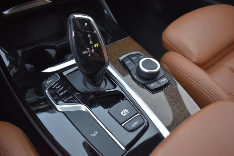 BMW X3 xDrive30i High Executive Xdrive Elekstoelen Stuurvw Camera