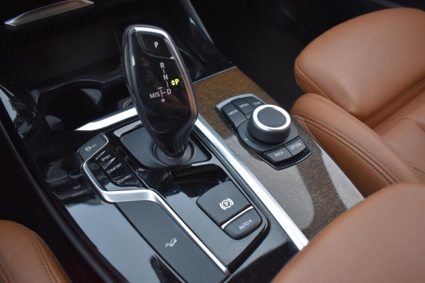 BMW X3 xDrive30i High Executive Xdrive Elekstoelen Stuurvw Camera