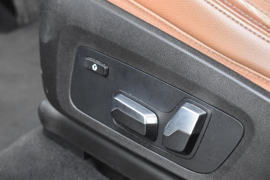BMW X3 xDrive30i High Executive Xdrive Elekstoelen Stuurvw Camera