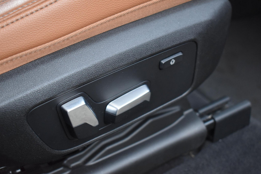 BMW X3 xDrive30i High Executive Xdrive Elekstoelen Stuurvw Camera