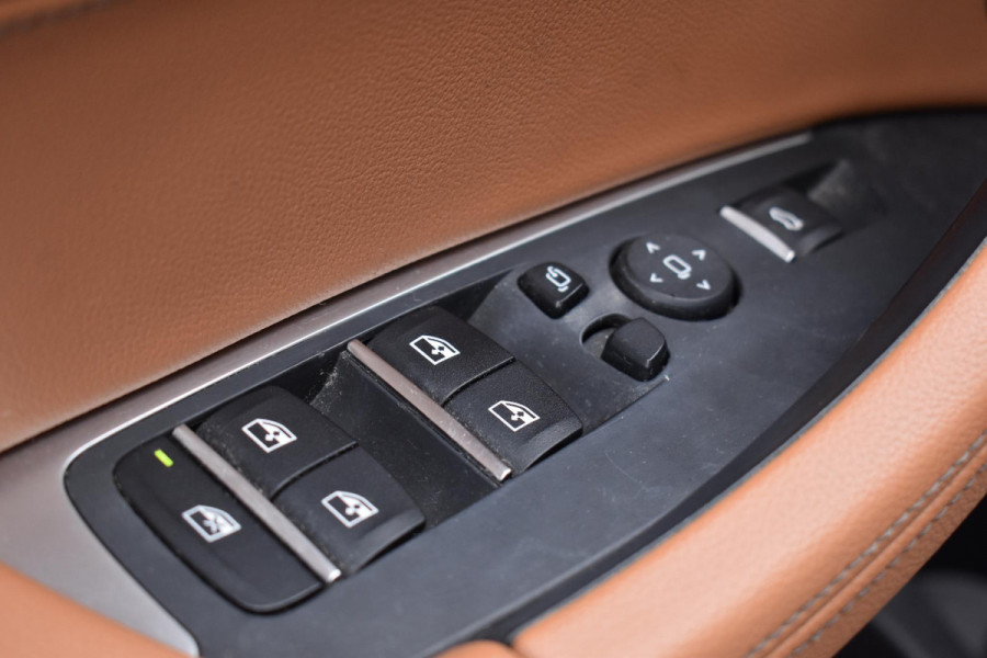 BMW X3 xDrive30i High Executive Xdrive Elekstoelen Stuurvw Camera