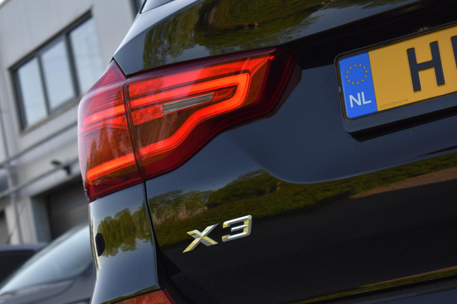 BMW X3 xDrive30i High Executive Xdrive Elekstoelen Stuurvw Camera