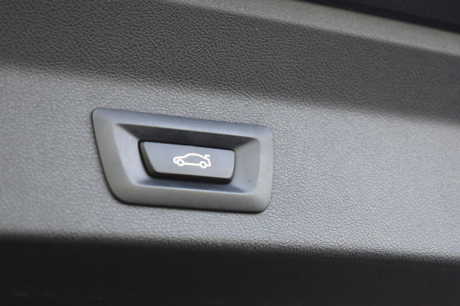BMW X3 xDrive30i High Executive Xdrive Elekstoelen Stuurvw Camera
