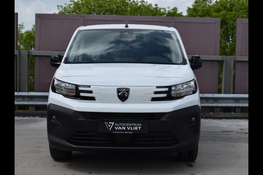 Peugeot Partner L1 130PK Automaat LAADRUIMTE BETIMMERING | ACHTERUITRIJCAMERA MET SENSOREN | CARPLAY | UIT VOORRAAD LEVERBAAR