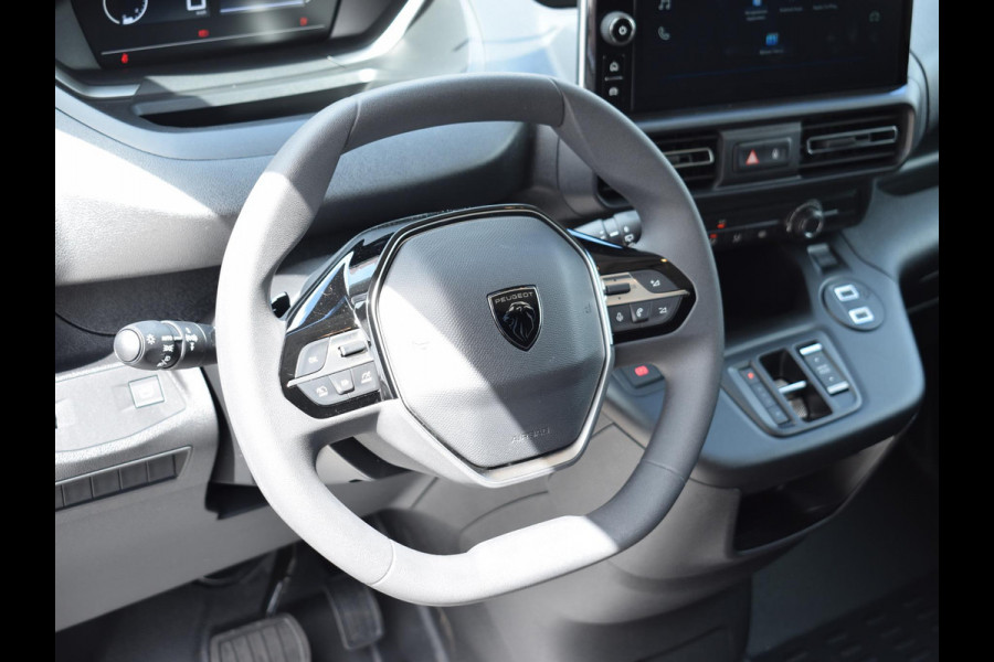 Peugeot Partner L1 130PK Automaat LAADRUIMTE BETIMMERING | ACHTERUITRIJCAMERA MET SENSOREN | CARPLAY | UIT VOORRAAD LEVERBAAR