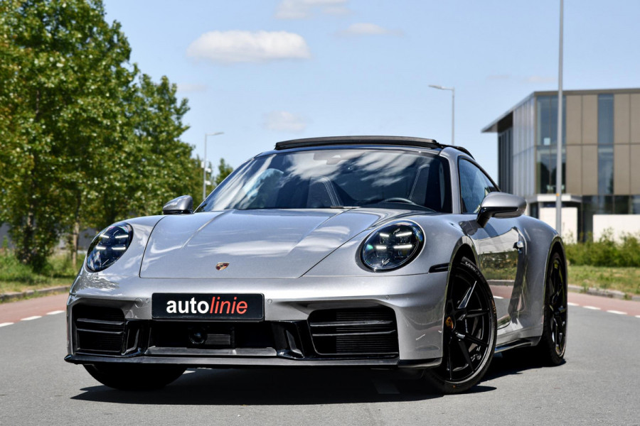 Porsche 911 3.0 Carrera MY25. BTW. Sport Design, Chrono, Lift, Pano, SportUitl, Leder, HD-Matrix, 14 Weg, Koeling, 360, ACC, Bose!
