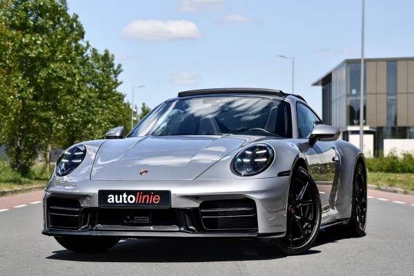 Porsche 911 3.0 Carrera MY25. BTW. Sport Design, Chrono, Lift, Pano, SportUitl, Leder, HD-Matrix, 14 Weg, Koeling, 360, ACC, Bose!