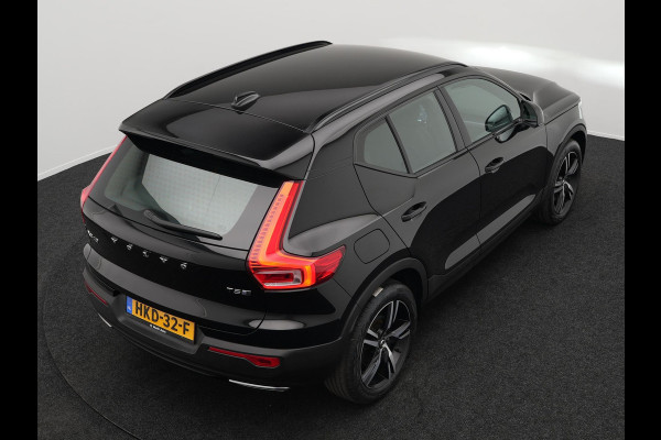 Volvo XC40 T5 Recharge R-Design Plug In Hybrid 261pk PHEV | Alcantara Sportstoelen Verwarmd | Apple Carplay | 19"L.M  | El. Achterklep |  Stuurverwarming | Navi Full Map | Laneassist |