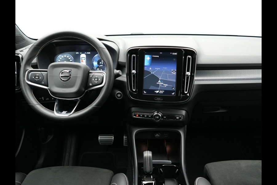 Volvo XC40 T5 Recharge R-Design Plug In Hybrid 261pk PHEV | Alcantara Sportstoelen Verwarmd | Apple Carplay | 19"L.M  | El. Achterklep |  Stuurverwarming | Navi Full Map | Laneassist |