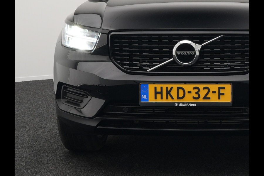 Volvo XC40 T5 Recharge R-Design Plug In Hybrid 261pk PHEV | Alcantara Sportstoelen Verwarmd | Apple Carplay | 19"L.M  | El. Achterklep |  Stuurverwarming | Navi Full Map | Laneassist |