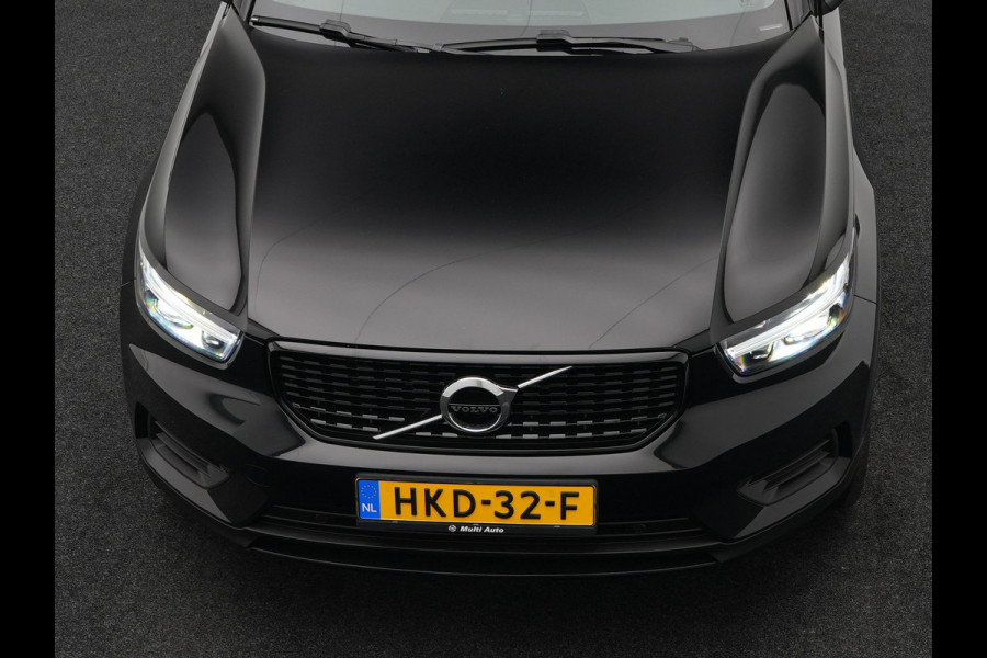 Volvo XC40 T5 Recharge R-Design Plug In Hybrid 261pk PHEV | Alcantara Sportstoelen Verwarmd | Apple Carplay | 19"L.M  | El. Achterklep |  Stuurverwarming | Navi Full Map | Laneassist |