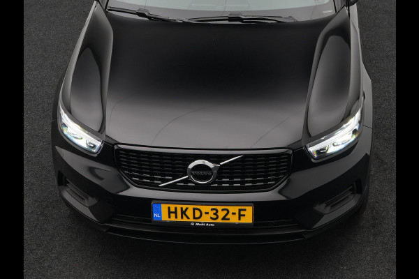 Volvo XC40 T5 Recharge R-Design Plug In Hybrid 261pk PHEV | Alcantara Sportstoelen Verwarmd | Apple Carplay | 19"L.M  | El. Achterklep |  Stuurverwarming | Navi Full Map | Laneassist |