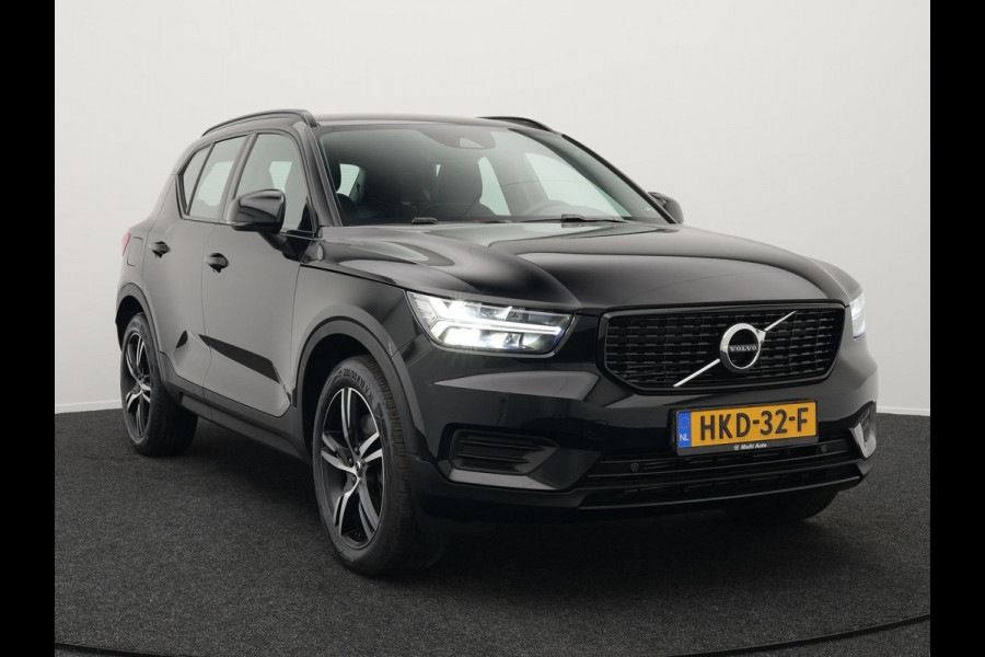 Volvo XC40 T5 Recharge R-Design Plug In Hybrid 261pk PHEV | Alcantara Sportstoelen Verwarmd | Apple Carplay | 19"L.M  | El. Achterklep |  Stuurverwarming | Navi Full Map | Laneassist |