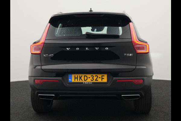 Volvo XC40 T5 Recharge R-Design Plug In Hybrid 261pk PHEV | Alcantara Sportstoelen Verwarmd | Apple Carplay | 19"L.M  | El. Achterklep |  Stuurverwarming | Navi Full Map | Laneassist |