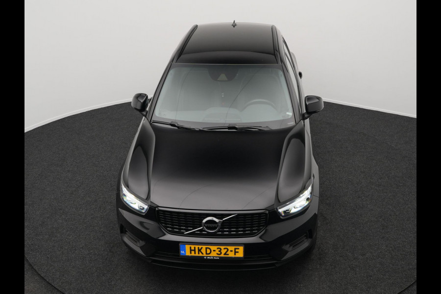 Volvo XC40 T5 Recharge R-Design Plug In Hybrid 261pk PHEV | Alcantara Sportstoelen Verwarmd | Apple Carplay | 19"L.M  | El. Achterklep |  Stuurverwarming | Navi Full Map | Laneassist |