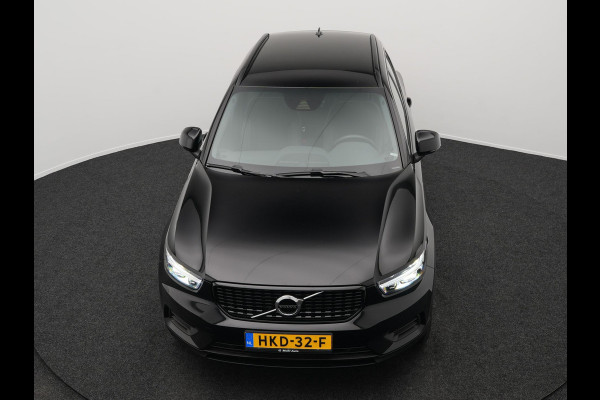 Volvo XC40 T5 Recharge R-Design Plug In Hybrid 261pk PHEV | Alcantara Sportstoelen Verwarmd | Apple Carplay | 19"L.M  | El. Achterklep |  Stuurverwarming | Navi Full Map | Laneassist |