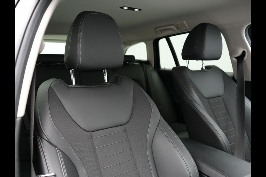BMW 3 Serie Touring 330e Sportline Plug In Hybrid PHEV | Trekhaak af Fabriek | Adaptive Cruise Control | 360 Camera |Head Up | Sportstoelen Verwarmd | Carplay | Keyless | Virtual | BLIS | Navi Full Map |