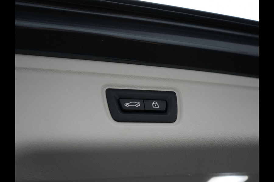 BMW 3 Serie Touring 330e Sportline Plug In Hybrid PHEV | Trekhaak af Fabriek | Adaptive Cruise Control | 360 Camera |Head Up | Sportstoelen Verwarmd | Carplay | Keyless | Virtual | BLIS | Navi Full Map |