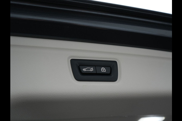 BMW 3 Serie Touring 330e Sportline Plug In Hybrid PHEV | Trekhaak af Fabriek | Adaptive Cruise Control | 360 Camera |Head Up | Sportstoelen Verwarmd | Carplay | Keyless | Virtual | BLIS | Navi Full Map |