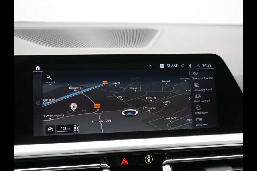 BMW 3 Serie Touring 330e Sportline Plug In Hybrid PHEV | Trekhaak af Fabriek | Adaptive Cruise Control | 360 Camera |Head Up | Sportstoelen Verwarmd | Carplay | Keyless | Virtual | BLIS | Navi Full Map |