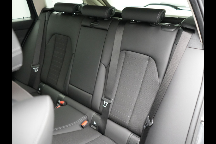 BMW 3 Serie Touring 330e Sportline Plug In Hybrid PHEV | Trekhaak af Fabriek | Adaptive Cruise Control | 360 Camera |Head Up | Sportstoelen Verwarmd | Carplay | Keyless | Virtual | BLIS | Navi Full Map |
