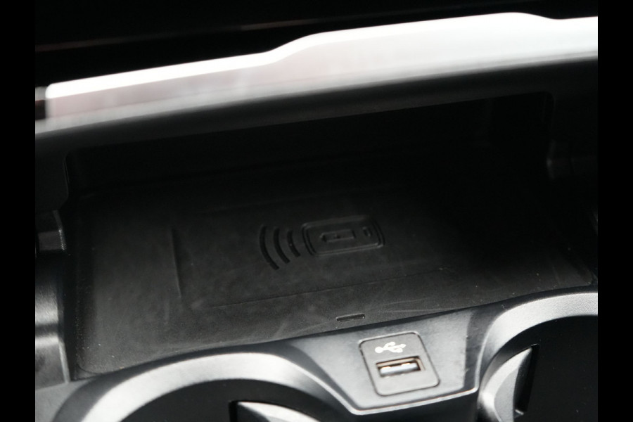 BMW 3 Serie Touring 330e Sportline Plug In Hybrid PHEV | Trekhaak af Fabriek | Adaptive Cruise Control | 360 Camera |Head Up | Sportstoelen Verwarmd | Carplay | Keyless | Virtual | BLIS | Navi Full Map |