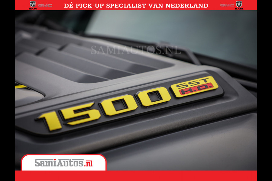 Dodge Ram 1500 Limited Night High Output 540HP 706Nm | Massage + Full Option | De Meest Luxe en Volle Pick-Up in zijn Klasse | Comfortabele Dubbele Cabine met Royale 5 Zitplaatsen | BPM vrij | Nu Leverbaar uit Voorraad | Voorraad Nr 2337 - 7694