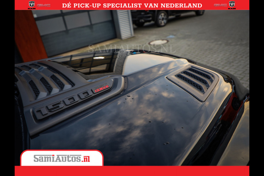 Dodge Ram 1500 Limited Night High Output 540HP 706Nm | Massage + Full Option | De Meest Luxe en Volle Pick-Up in zijn Klasse | Comfortabele Dubbele Cabine met Royale 5 Zitplaatsen | BPM vrij | Nu Leverbaar uit Voorraad | Voorraad Nr 2354 - 3380