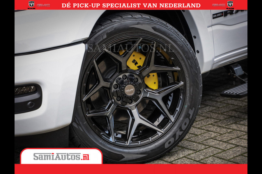 Dodge Ram 1500 1500 Limited Night High Output 540HP 706Nm | Massage + Full Option | De Meest Luxe en Volle Pick-Up in zijn Klasse | Comfortabele Dubbele Cabine met Royale 5 Zitplaatsen | BPM vrij | Nu Leverbaar uit Voorraad | Voorraad Nr 2351 - 7478
