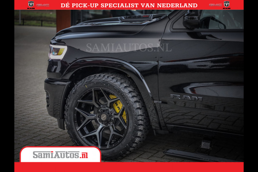 Dodge Ram 1500 Limited Night High Output 540HP 706Nm | Massage + Full Option | De Meest Luxe en Volle Pick-Up in zijn Klasse | Comfortabele Dubbele Cabine met Royale 5 Zitplaatsen | BPM vrij | Nu Leverbaar uit Voorraad | Voorraad Nr 2356 - 0990