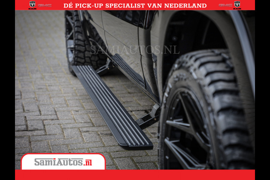 Dodge Ram 1500 Limited Night High Output 540HP 706Nm | Massage + Full Option | De Meest Luxe en Volle Pick-Up in zijn Klasse | Comfortabele Dubbele Cabine met Royale 5 Zitplaatsen | BPM vrij | Nu Leverbaar uit Voorraad | Voorraad Nr 2357 - 5182