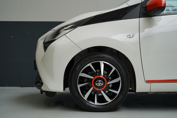 Toyota Aygo 1.0 VVT-i x-otic Automaat | Cabriodak | Airconditioning | Lm velgen | Achteruitrijcamera