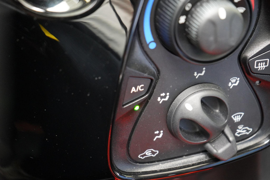 Toyota Aygo 1.0 VVT-i x-otic Automaat | Cabriodak | Airconditioning | Lm velgen | Achteruitrijcamera