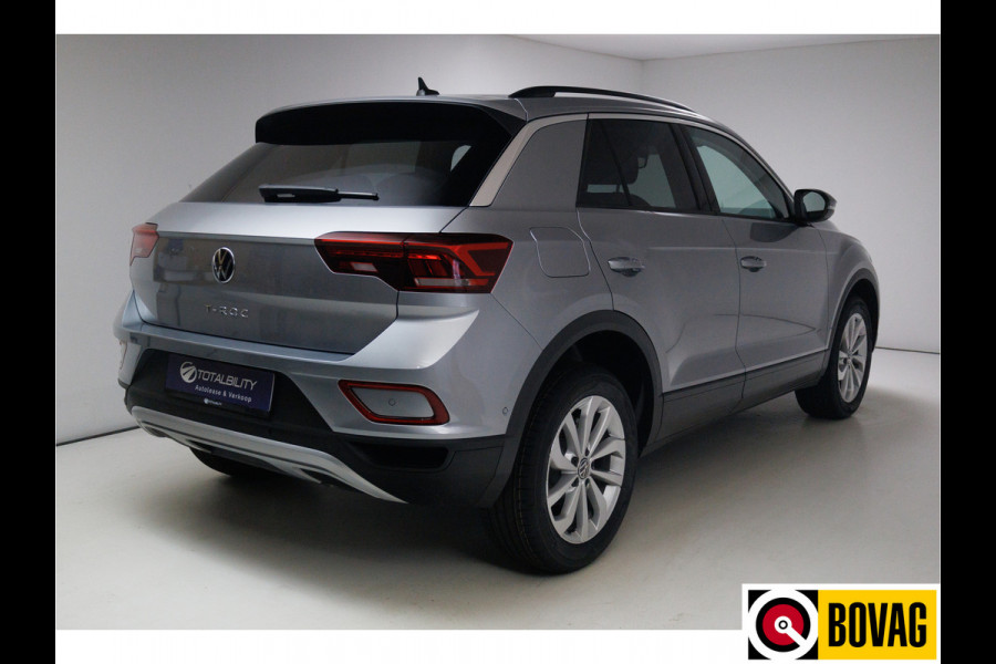 Volkswagen T-Roc 1.5 TSI Business Edition 150 PK | Stoel- Stuurverw. | IQdrive | Aut. inparkeren | Camera Dodehoek detectie, Navigatie, PDC V+A, Virtual cockpit, 4x op voorraad!