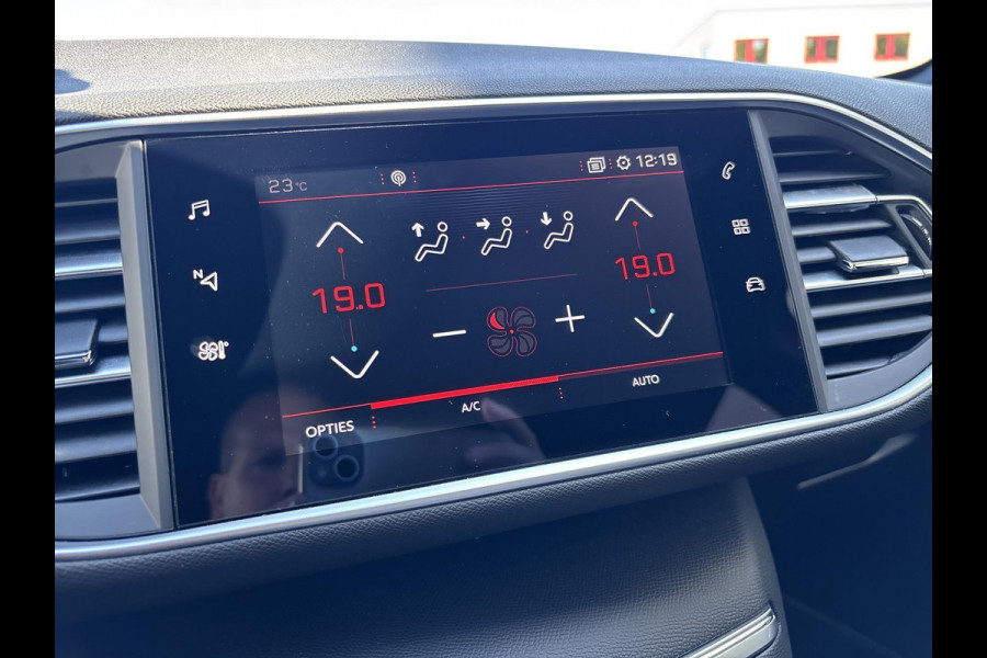 Peugeot 308 SW 1.2 PureTech Blue Lease GT | 18" velgen | halfleder | navi |