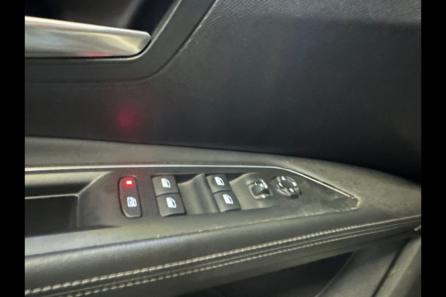 Peugeot 3008 1.2 PureTech Blue Lease Premium