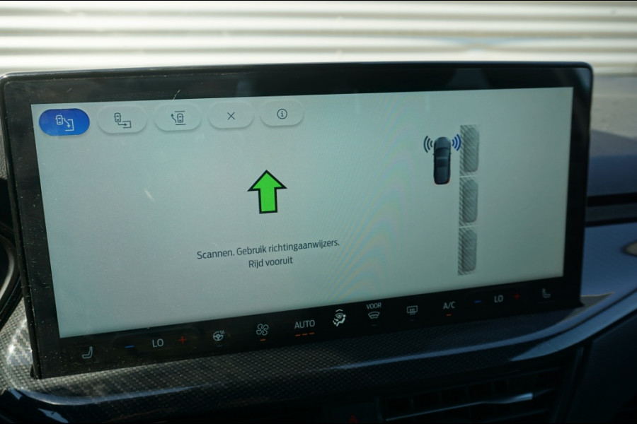 Ford FOCUS Wagon 155PK ST-LINE AUTOMAAT | WINTERPACK | ADAPTIVE | CARPLAY | LUXE!
