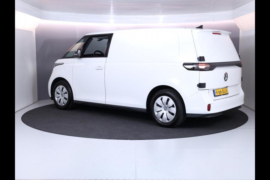 Volkswagen ID. Buzz Cargo 77 kWh Volkswagen ID. Buzz Cargo L1H1 77 kWh | Trekhaak wegklapbaar | Camera | Stoelverwarming |