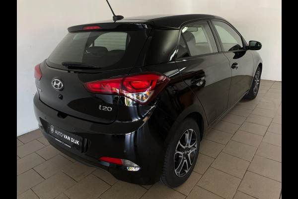 Hyundai i20 1.0 T-GDI Comfort AIRCO NAVI CRUISE MULTI STUUR ELEK RAMEN CENT VERG PDC ZWARTE VELGEN ZEER NETTE AUTO