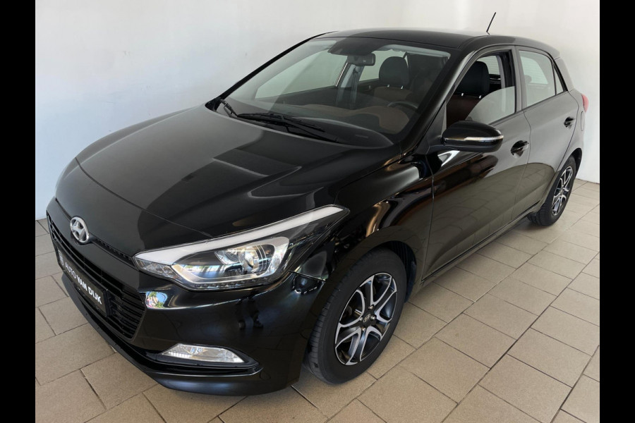 Hyundai i20 1.0 T-GDI Comfort AIRCO NAVI CRUISE MULTI STUUR ELEK RAMEN CENT VERG PDC ZWARTE VELGEN ZEER NETTE AUTO