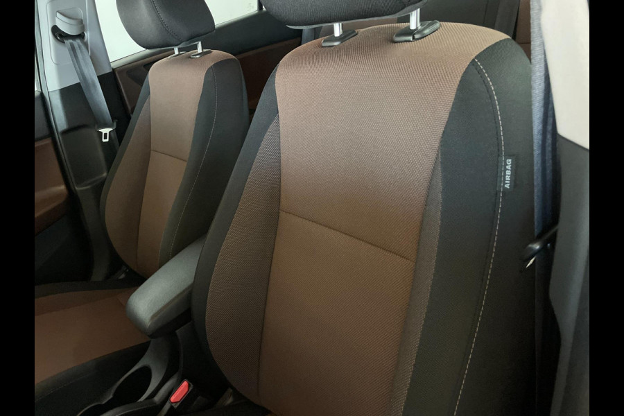 Hyundai i20 1.0 T-GDI Comfort AIRCO NAVI CRUISE MULTI STUUR ELEK RAMEN CENT VERG PDC ZWARTE VELGEN ZEER NETTE AUTO