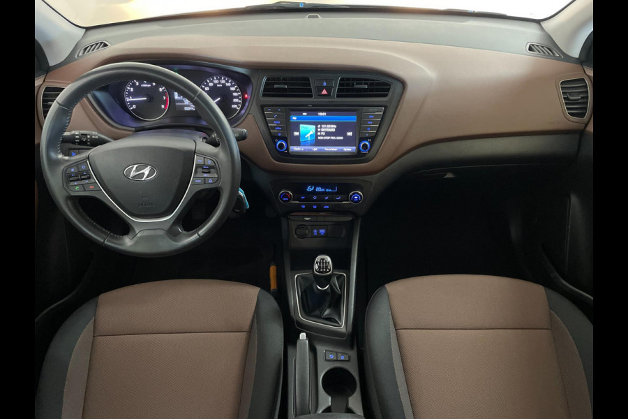 Hyundai i20 1.0 T-GDI Comfort AIRCO NAVI CRUISE MULTI STUUR ELEK RAMEN CENT VERG PDC ZWARTE VELGEN ZEER NETTE AUTO