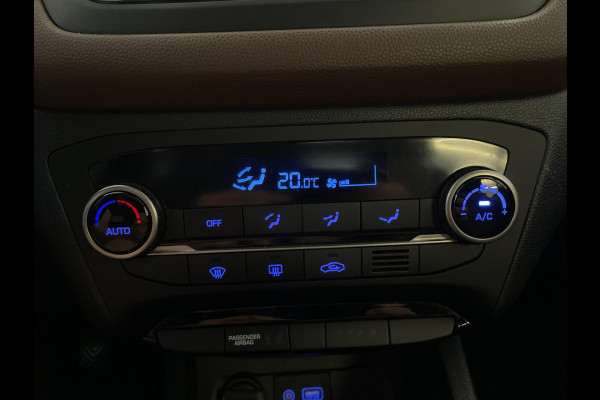 Hyundai i20 1.0 T-GDI Comfort AIRCO NAVI CRUISE MULTI STUUR ELEK RAMEN CENT VERG PDC ZWARTE VELGEN ZEER NETTE AUTO