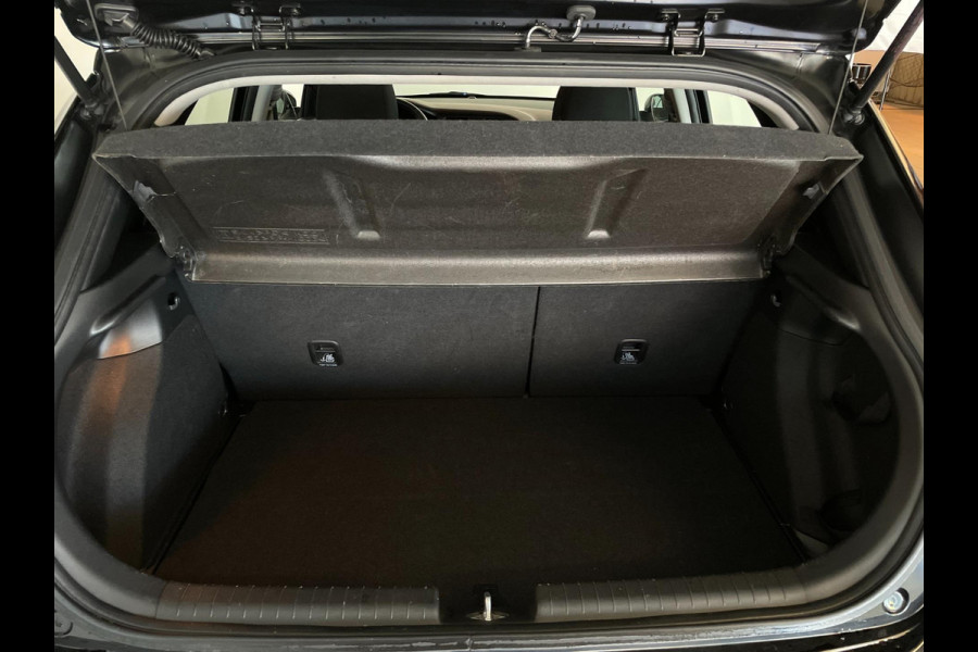 Hyundai i20 1.0 T-GDI Comfort AIRCO NAVI CRUISE MULTI STUUR ELEK RAMEN CENT VERG PDC ZWARTE VELGEN ZEER NETTE AUTO