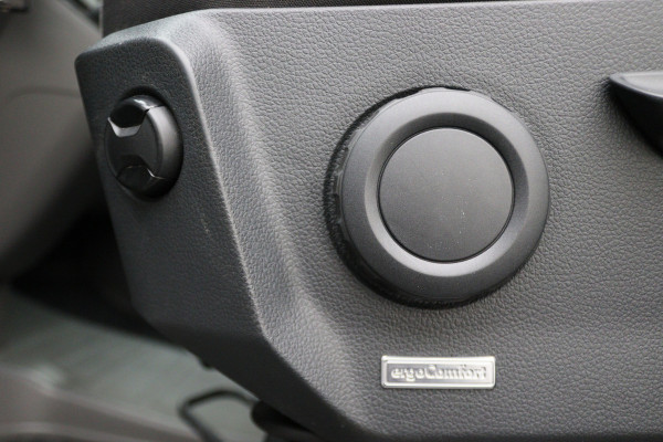 MAN TGE 35 2.0 TDI L3H3 (L2H2) 3-Zits, Apple Carplay, Cruise, Airco, PDC, Trekhaak