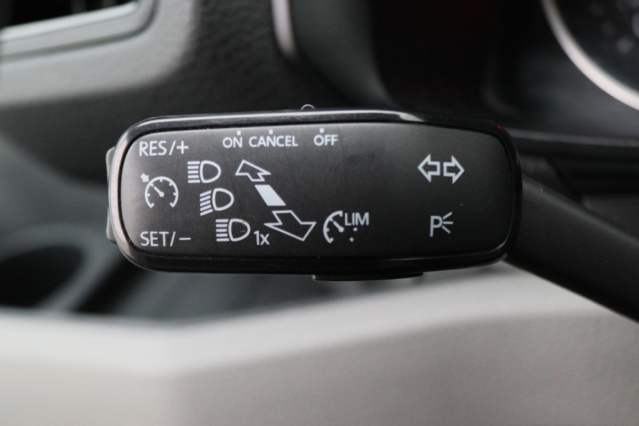 MAN TGE 35 2.0 TDI L3H3 (L2H2) 3-Zits, Apple Carplay, Cruise, Airco, PDC, Trekhaak