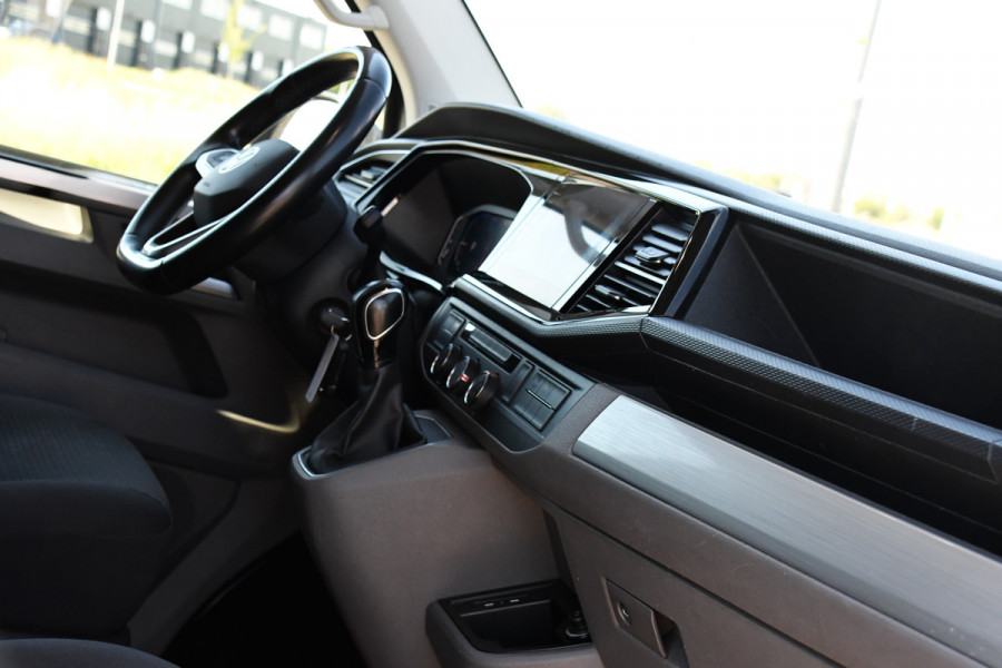 Volkswagen Transporter 2.0 TDI L2H1 30 Bulli Virtual, Adaptieve Cruise, Camera, 150PK, Carplay, Multimedia, Trekhaak, Uniek!